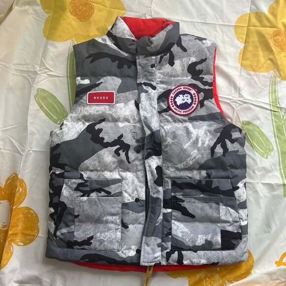 Canada Goose Camouflage Print Vest